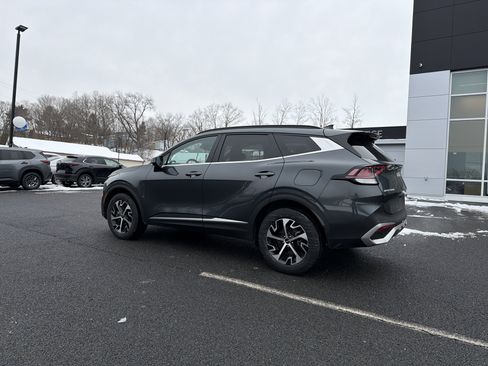 Used 2023 Kia Sportage EX w/ EX Premium Package image 8