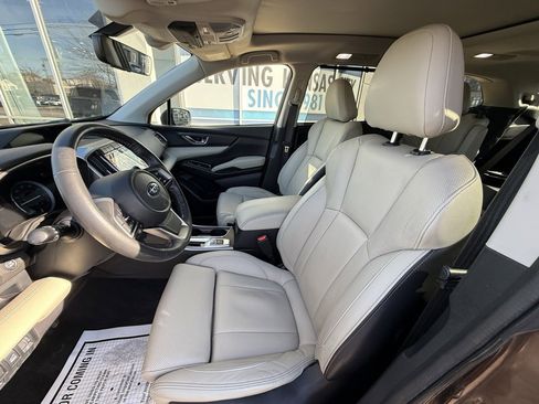Used 2019 Subaru Ascent Limited w/ Popular Package #2A image 8