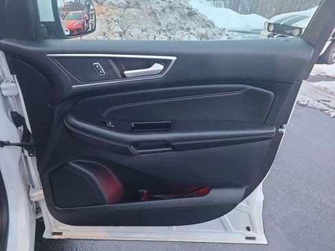 Used 2015 Ford Edge Titanium w/ Equipment Group 301A image 41