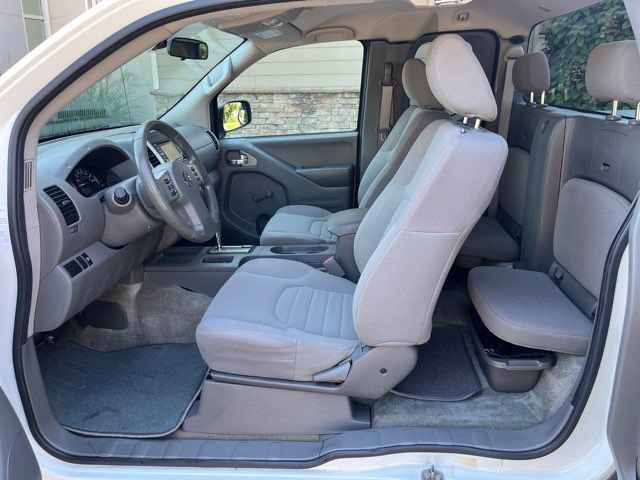 Used 2017 Nissan Frontier S w/ S Work Truck Package RWD image 5