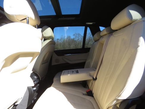 Used 2017 BMW X5 xDrive35i image 21