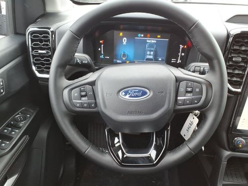 New 2025 Ford Ranger XLT w/ Equipment Group 301A High image 13