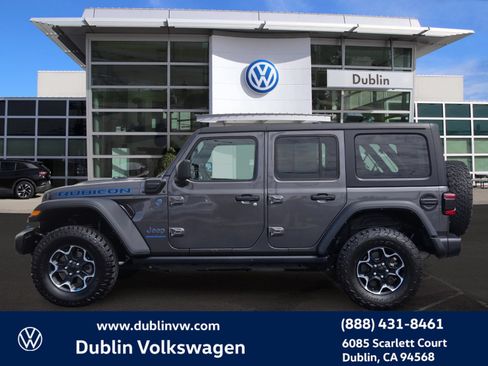 Used 2023 Jeep Wrangler Unlimited Rubicon 4xe w/ Cold Weather Group AWD/4WD image 7