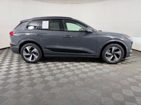 Used 2025 Audi Q6 e-tron Prestige AWD/4WD image 8