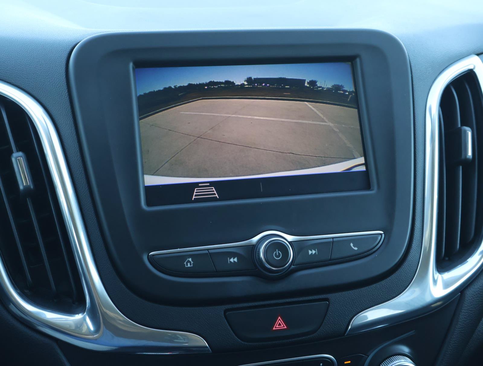 Used 2020 Chevrolet Equinox LT AWD/4WD image 24