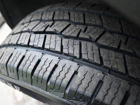 Used 2024 Cadillac XT4 Premium Luxury image 9