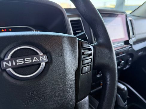 Used 2023 Nissan Frontier SV w/ Technology Package AWD/4WD image 16