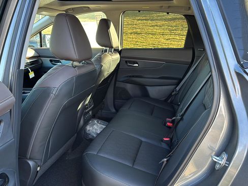 New 2026 Nissan Murano Platinum image 9