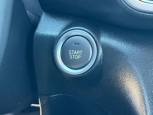 Used 2023 Hyundai Kona SE image 28