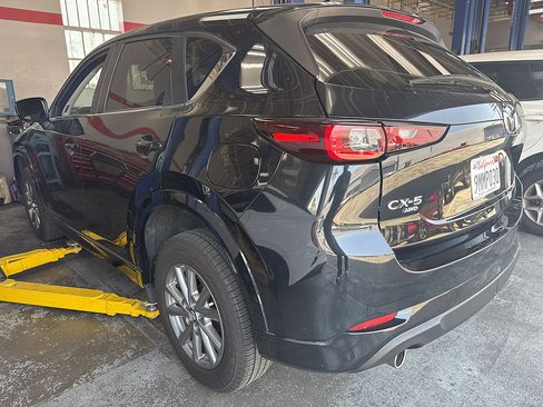 Used 2024 MAZDA CX-5 AWD 2.5 S w/ Select Package image 4