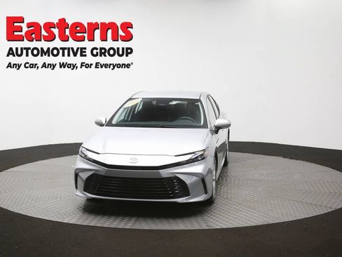Used 2025 Toyota Camry LE FWD image 53