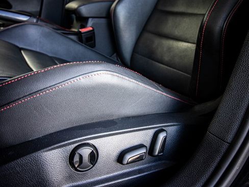 Used 2015 Volkswagen GTI Autobahn image 28