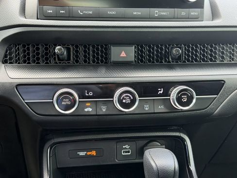 Used 2023 Honda CR-V LX image 23
