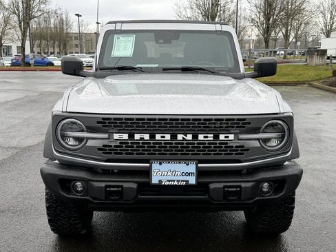 Used 2022 Ford Bronco Badlands image 3