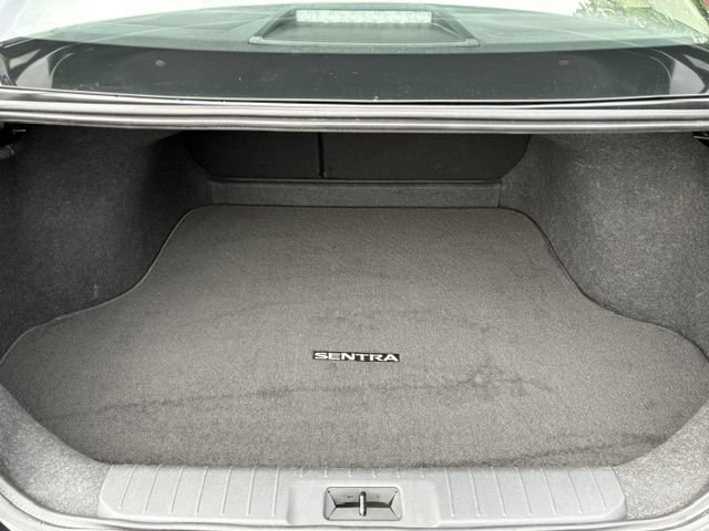 Used 2025 Nissan Sentra S FWD image 10