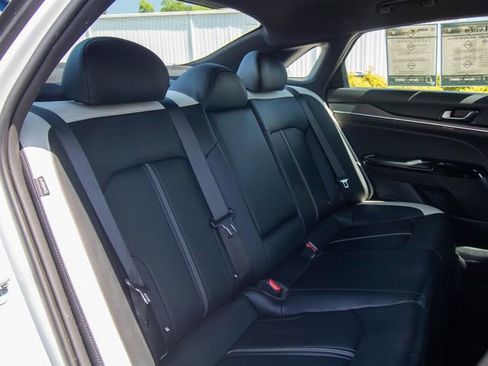 Used 2025 Kia K5 GT-Line image 28