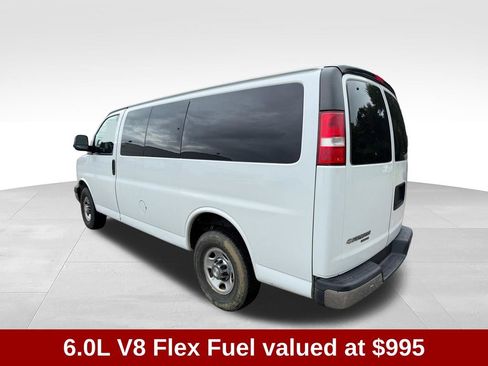 Used 2016 Chevrolet Express 2500 LT w/ LT Preferred Equipment Group RWD image 4