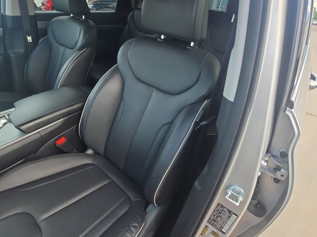 Used 2025 Hyundai Palisade SEL FWD image 22