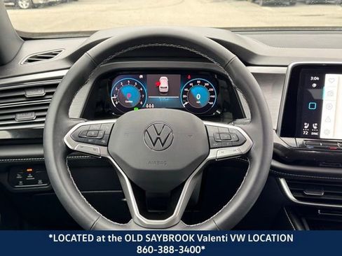 Certified 2025 Volkswagen Atlas Cross Sport SE w/ Black Wheel Package AWD/4WD image 19