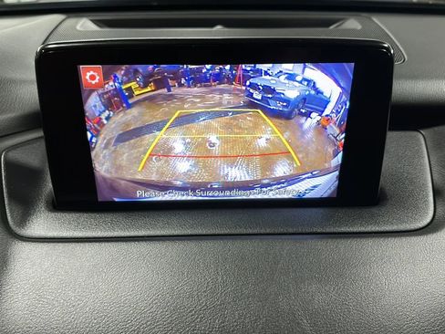 Used 2018 MAZDA CX-9 Touring image 25