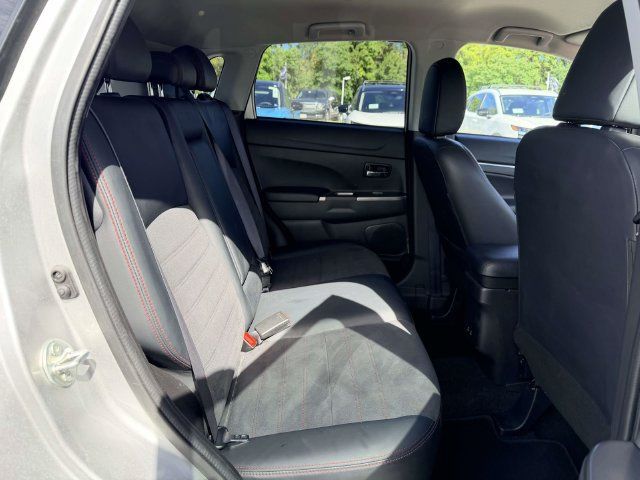 Used 2026 Mitsubishi Outlander Sport SE AWD/4WD image 11