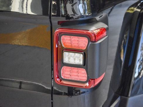 New 2026 Jeep Gladiator Mojave image 7