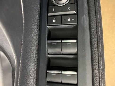Used 2024 Toyota Grand Highlander AWD image 18