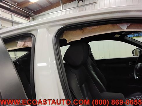 Used 2025 Honda Civic Sport image 19