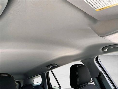 Certified 2020 GMC Terrain SLE FWD image 17