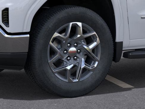 New 2026 GMC Sierra 1500 SLT image 9
