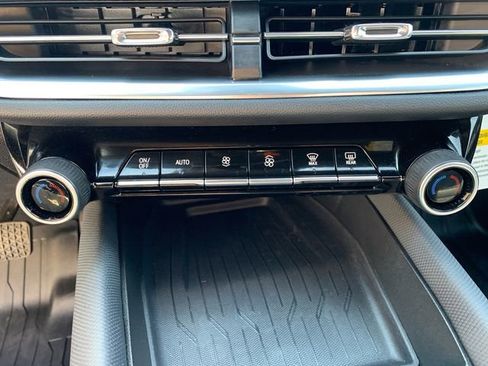 Used 2024 Chevrolet Equinox EV LT w/ LPO, Trailering Package AWD/4WD image 25