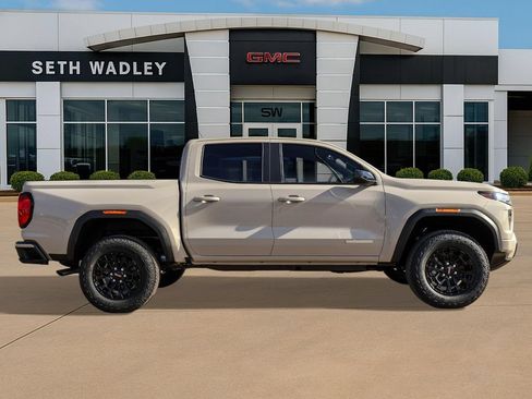 New 2026 GMC Canyon Elevation w/ Convenience Package RWD image 8