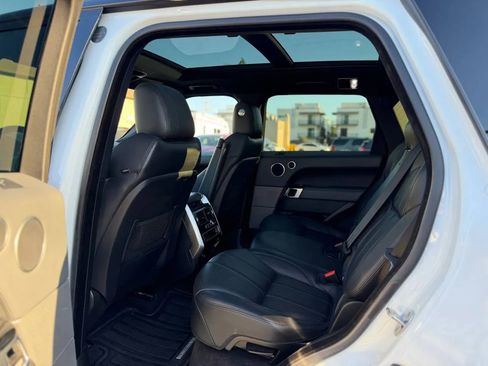 Used 2015 Land Rover Range Rover Sport HSE image 27