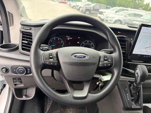 Used 2025 Ford Transit 350 XLT RWD image 22