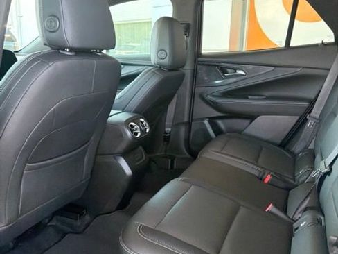 Used 2024 Chevrolet Blazer EV LT AWD/4WD image 17