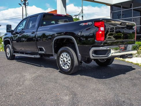 Used 2026 Chevrolet Silverado 2500 LT AWD/4WD image 4
