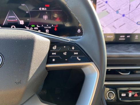 Used 2025 Audi Q5 Premium w/ Convenience Package image 17