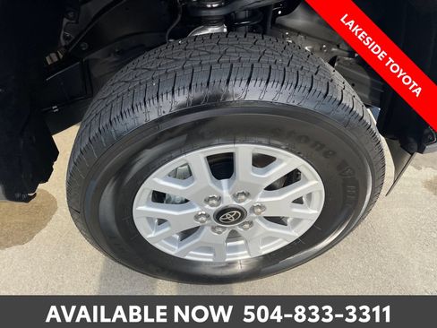 Certified 2026 Toyota Tacoma SR5 AWD/4WD image 12