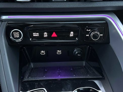 New 2025 Audi Q5 Premium image 27