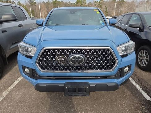 Used 2019 Toyota Tacoma TRD Off-Road image 7