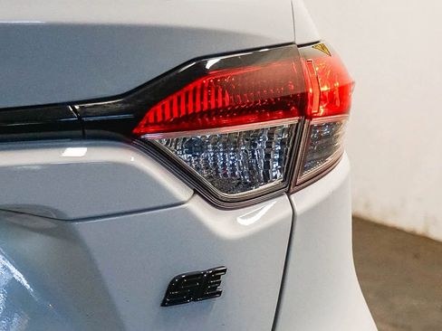 Used 2024 Toyota Corolla SE image 11
