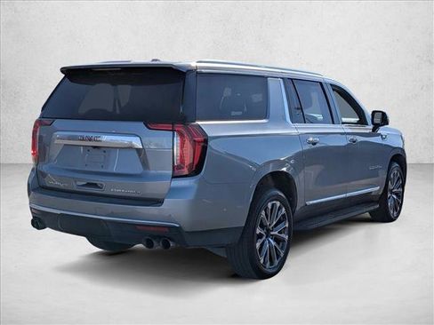 Used 2023 GMC Yukon XL Denali image 5