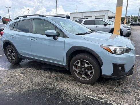 Used 2019 Subaru Crosstrek 2.0i Premium AWD/4WD image 2
