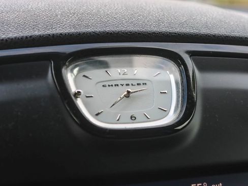 Used 2014 Chrysler 300 S image 26