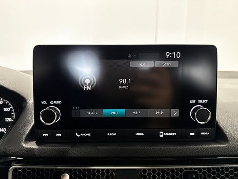 Used 2025 Honda Civic Sport image 4