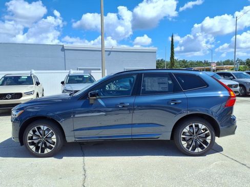 New 2026 Volvo XC60 B5 Plus w/ Protection Package Premier image 4