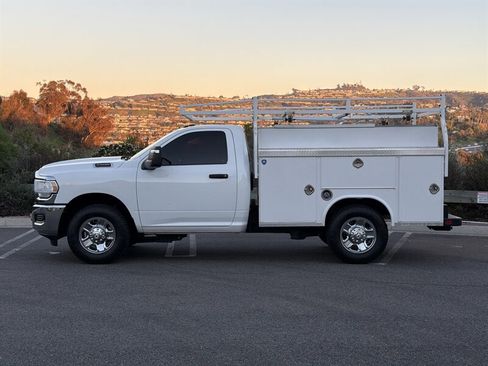 Used 2023 RAM 2500 Tradesman image 2