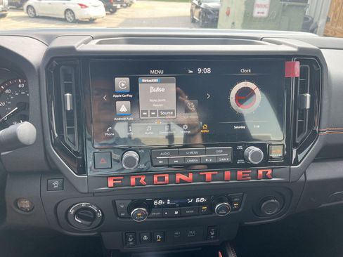 Used 2026 Nissan Frontier PRO-4X w/ Pro-4x Convenience Package AWD/4WD image 19