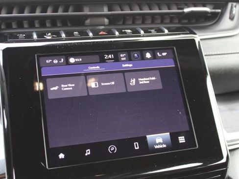 Used 2021 Jeep Grand Cherokee L Altitude image 19