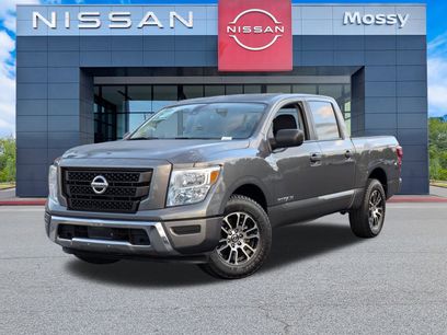 Used 2022 Nissan Titan SV